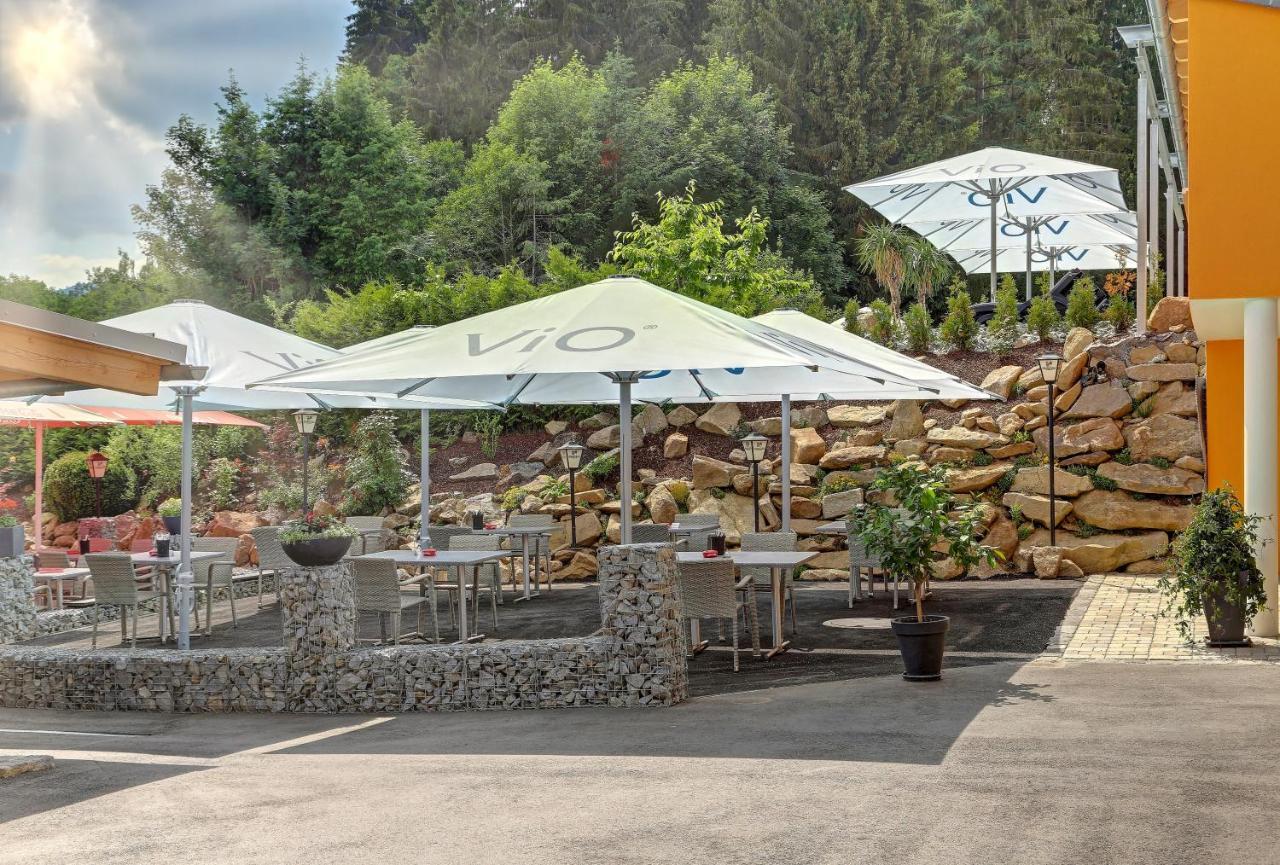 Wellnesshotel Deine Auszeit, Adults Only Achslach Exteriör bild